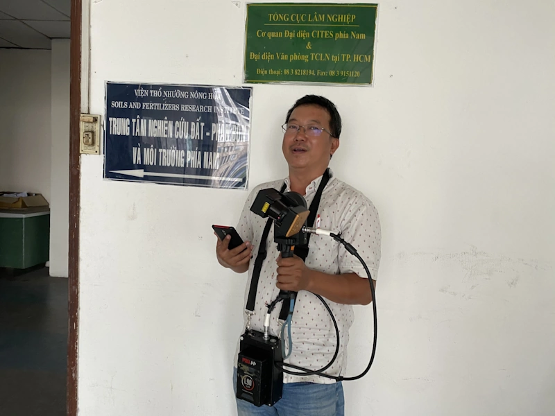 Preparing GeoSLAM device at the first scan position